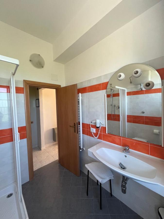 Hotel Letizia Follonica Dış mekan fotoğraf