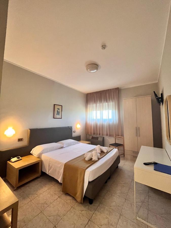 Hotel Letizia Follonica Dış mekan fotoğraf