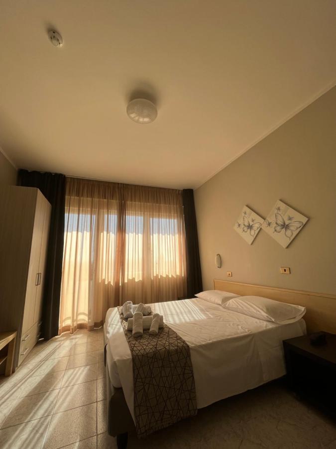 Hotel Letizia Follonica Dış mekan fotoğraf