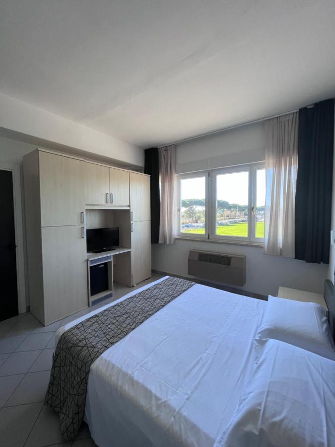 Hotel Letizia Follonica Dış mekan fotoğraf