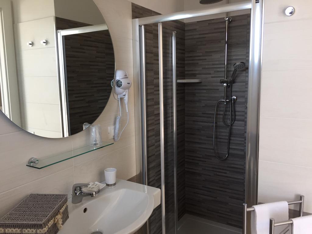 Hotel Letizia Follonica Dış mekan fotoğraf